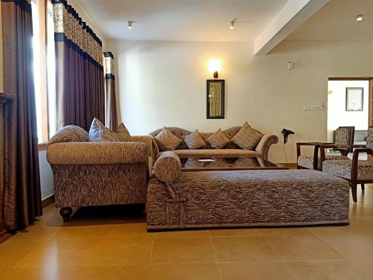Shingar Regency Hotel Manāli Eksteriør billede