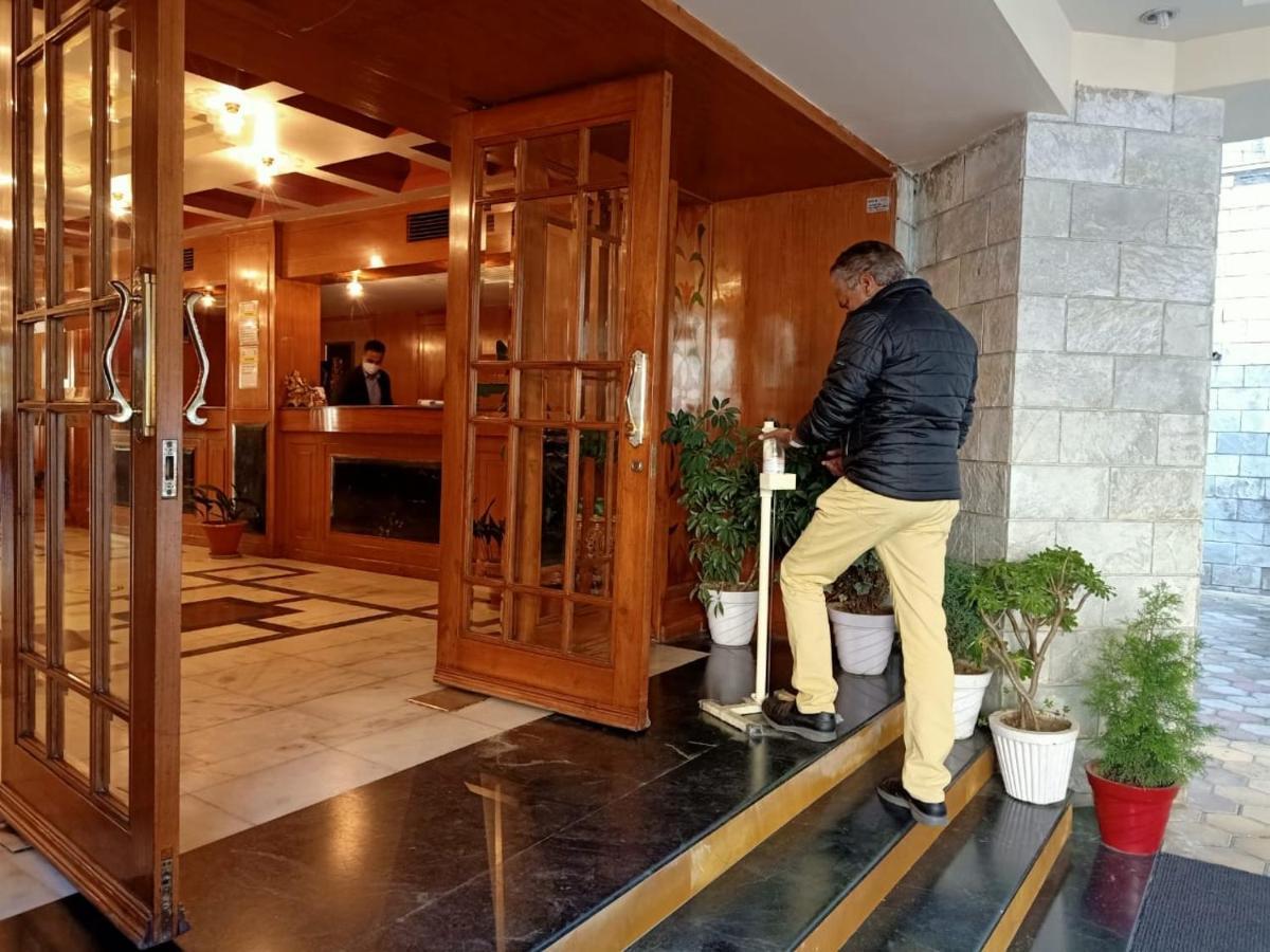 Shingar Regency Hotel Manāli Eksteriør billede