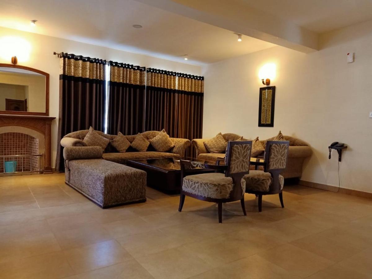 Shingar Regency Hotel Manāli Eksteriør billede