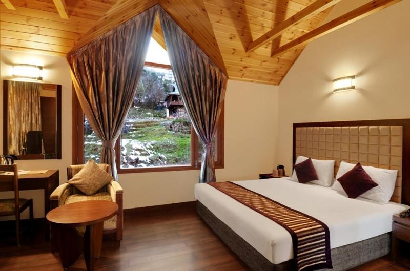 Shingar Regency Hotel Manāli Eksteriør billede
