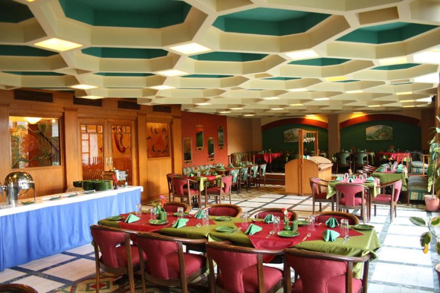 Shingar Regency Hotel Manāli Eksteriør billede