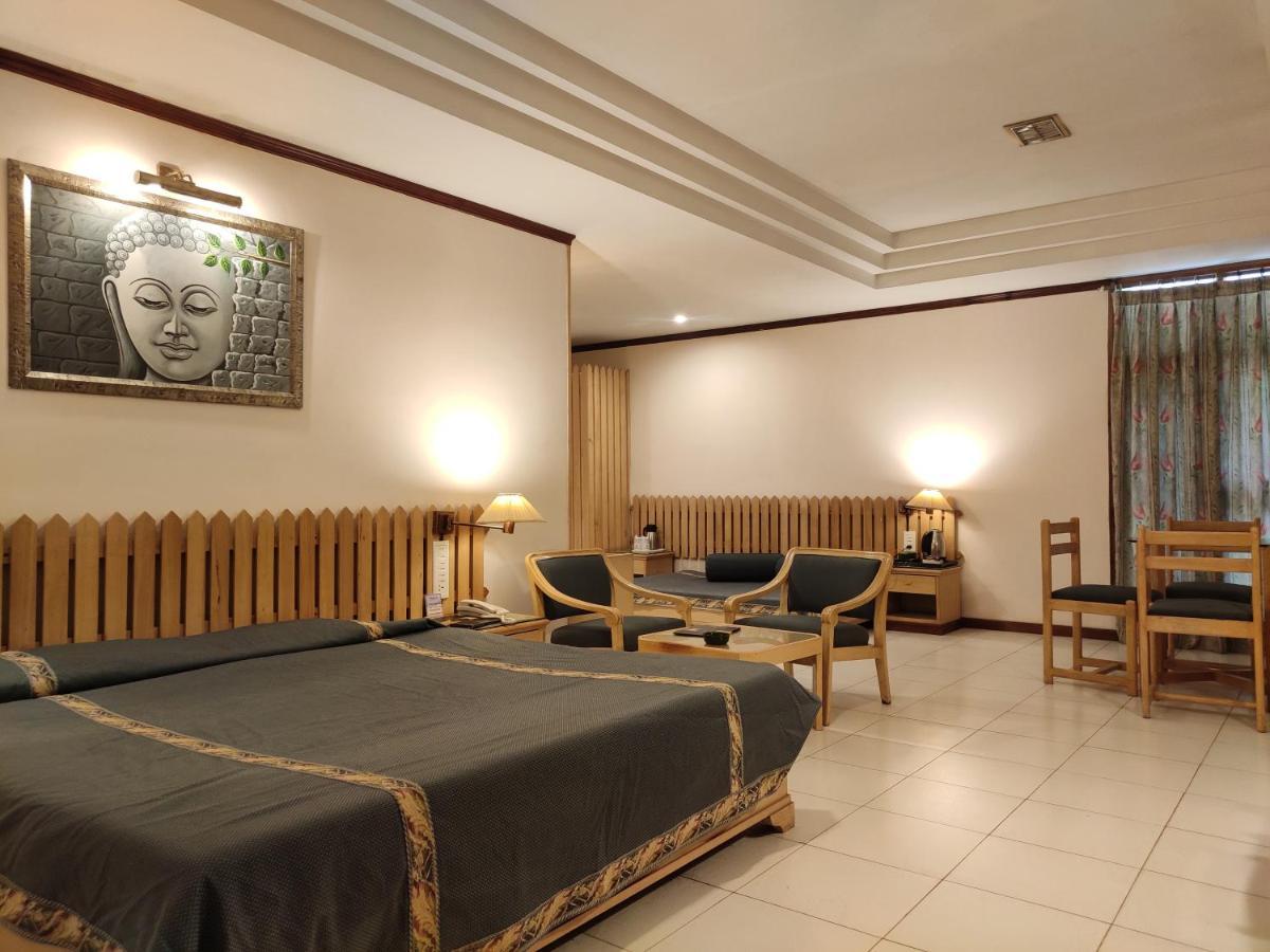 Shingar Regency Hotel Manāli Eksteriør billede