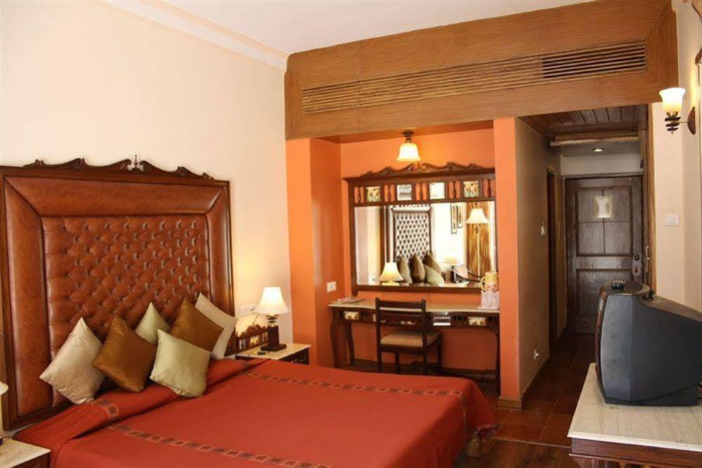 Shingar Regency Hotel Manāli Eksteriør billede